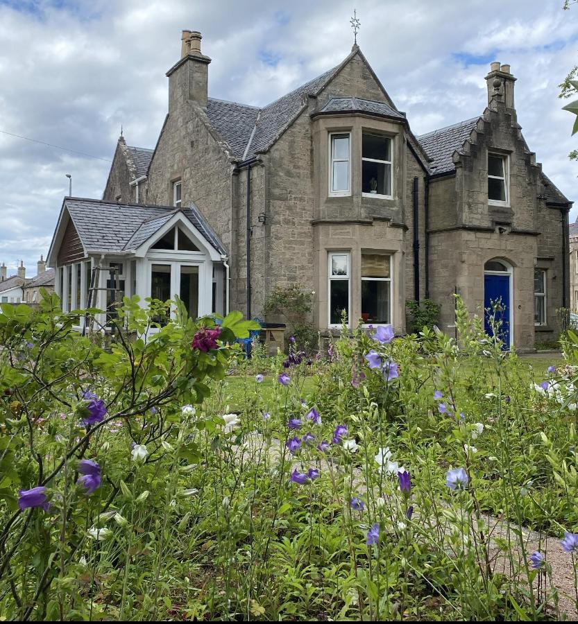 Glen Lyon Lodge Bed And Breakfast 네언 외부 사진
