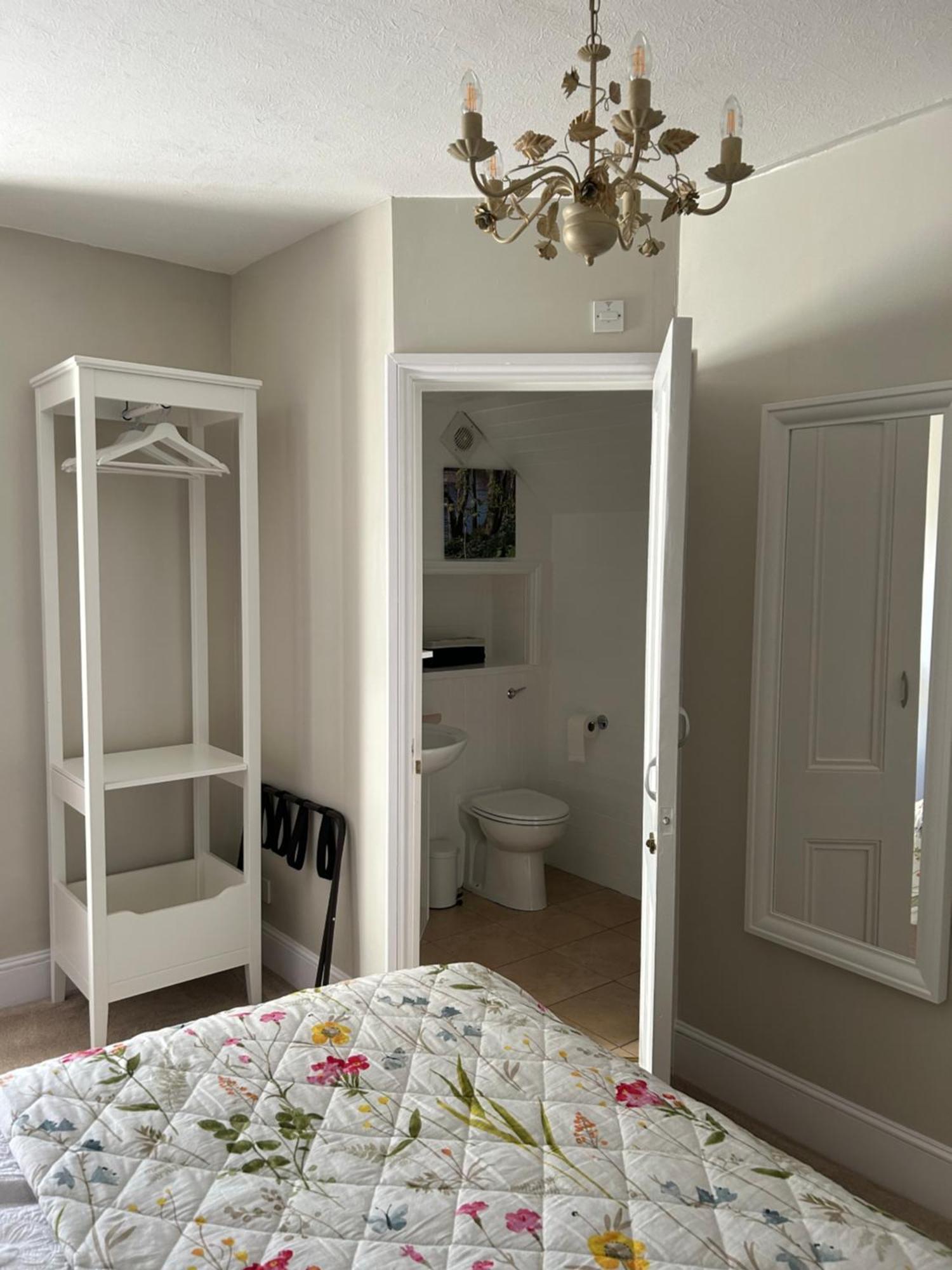 Glen Lyon Lodge Bed And Breakfast 네언 객실 사진