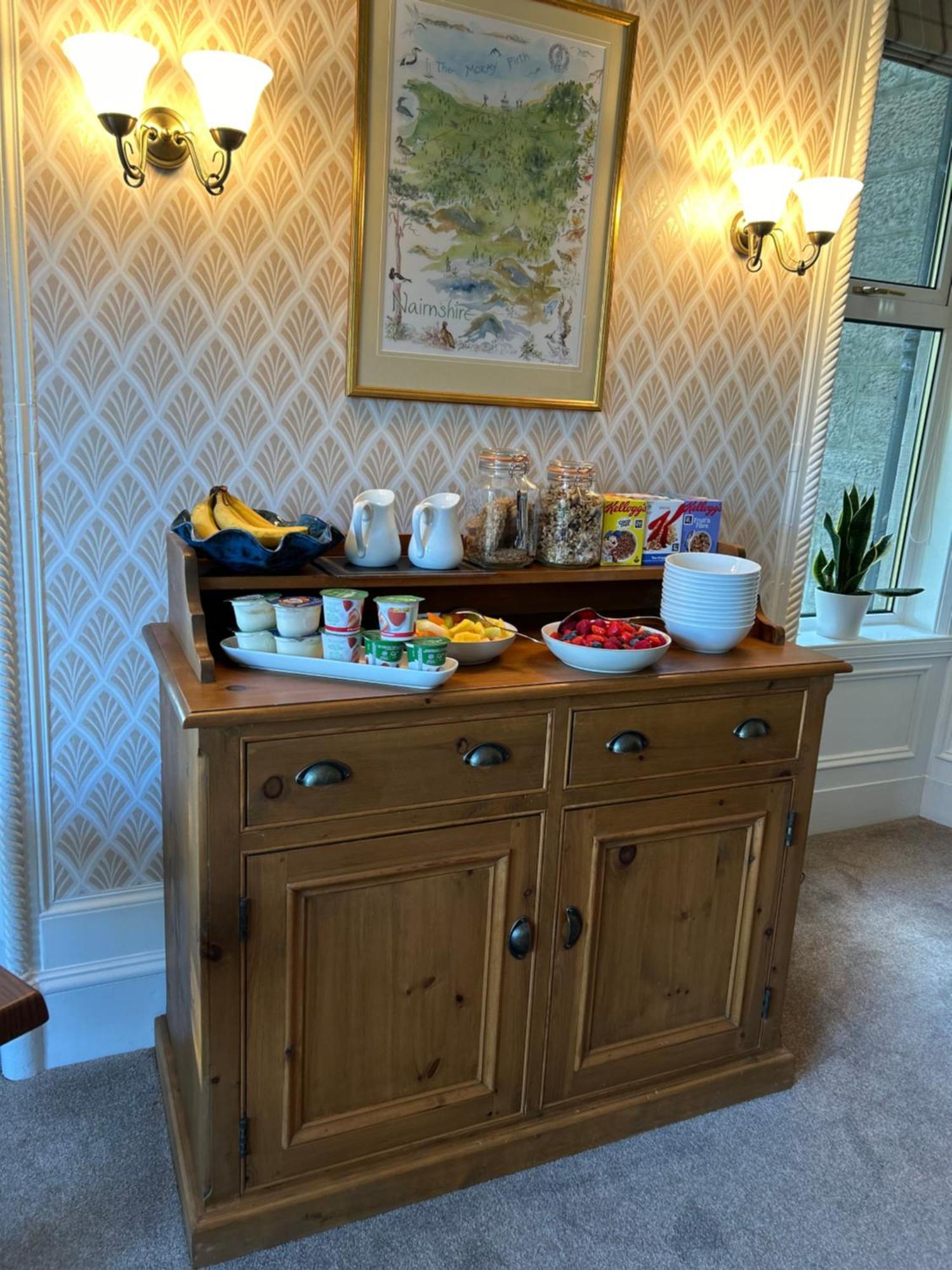 Glen Lyon Lodge Bed And Breakfast 네언 외부 사진